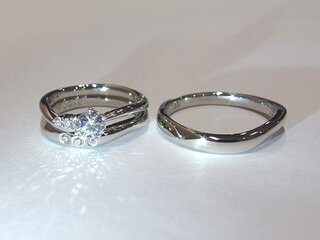 中寿賀様ご夫妻の婚約指輪と結婚指輪