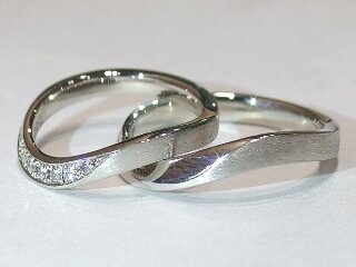 広島県安芸郡府中町林様ご夫妻の結婚指輪